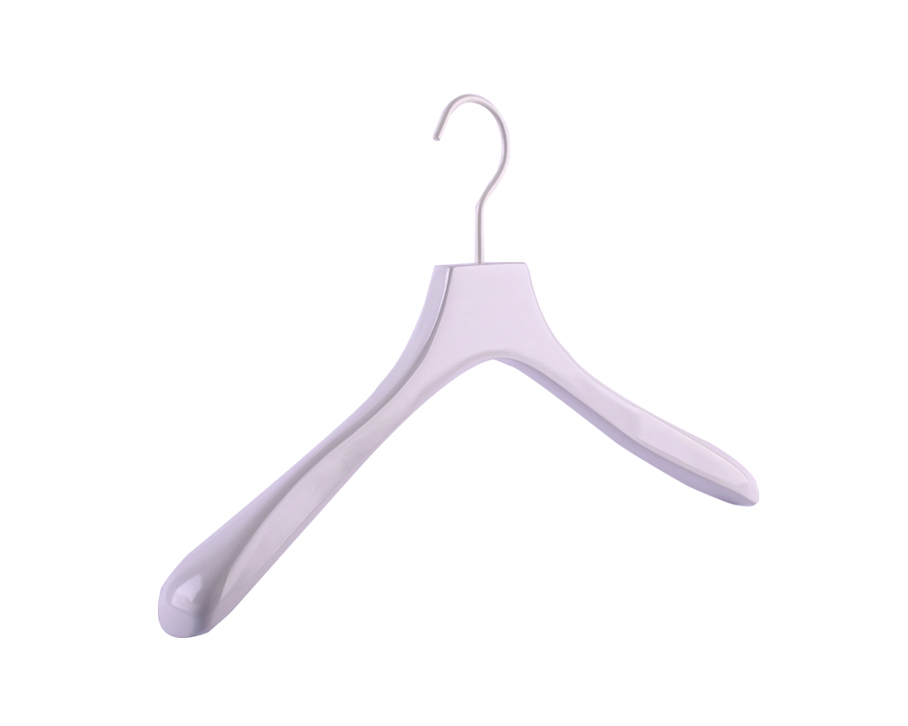 Berry woman for jackets and shirts